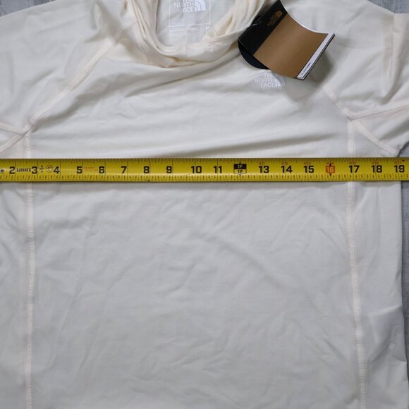 NEW The North Face Women's Adventure Sun Hoodie - Picture 5 of 5